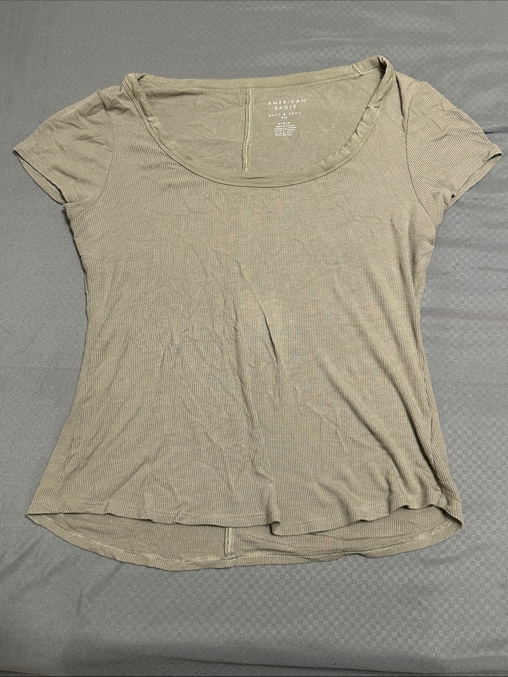 American Eagle Outfitters Short Sleeve Scoop Neck Tee - Olive